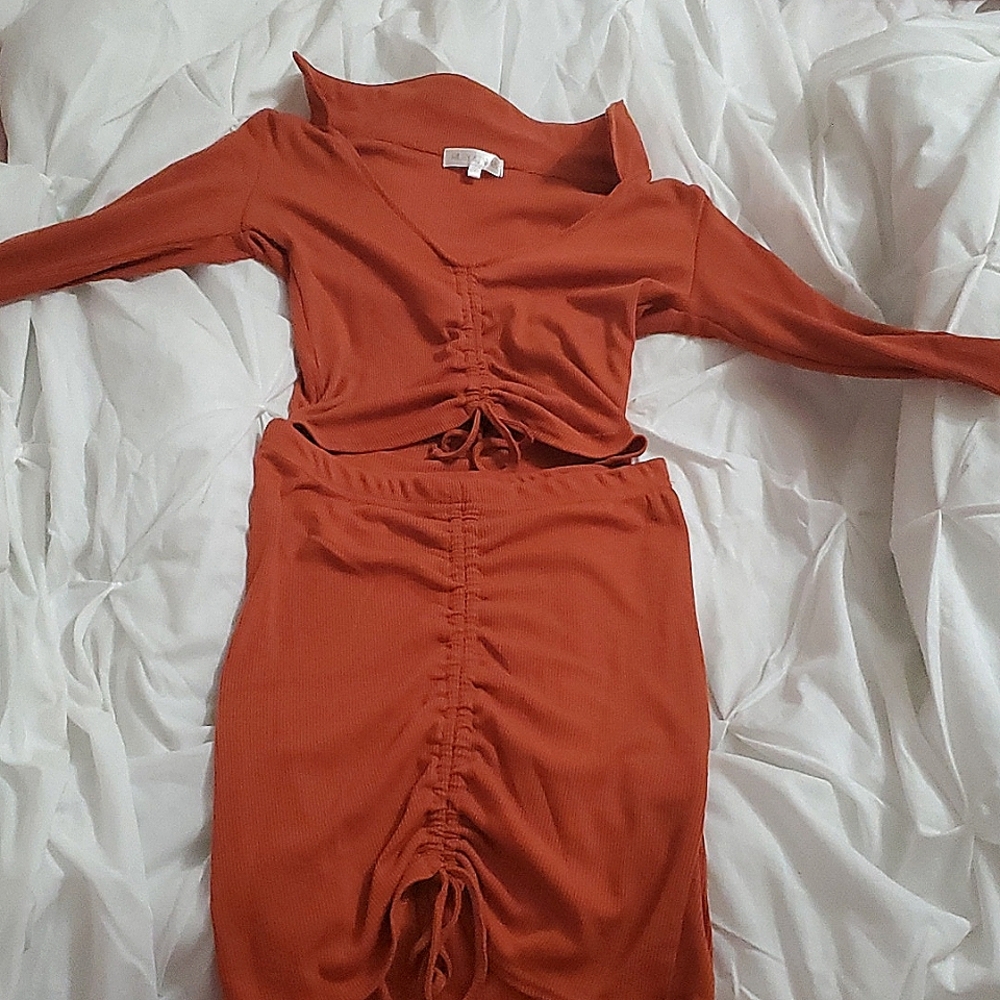 2 piece shirt and skirt autumn